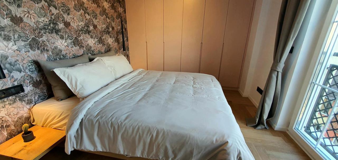 Floral Inn Priština Exteriér fotografie
