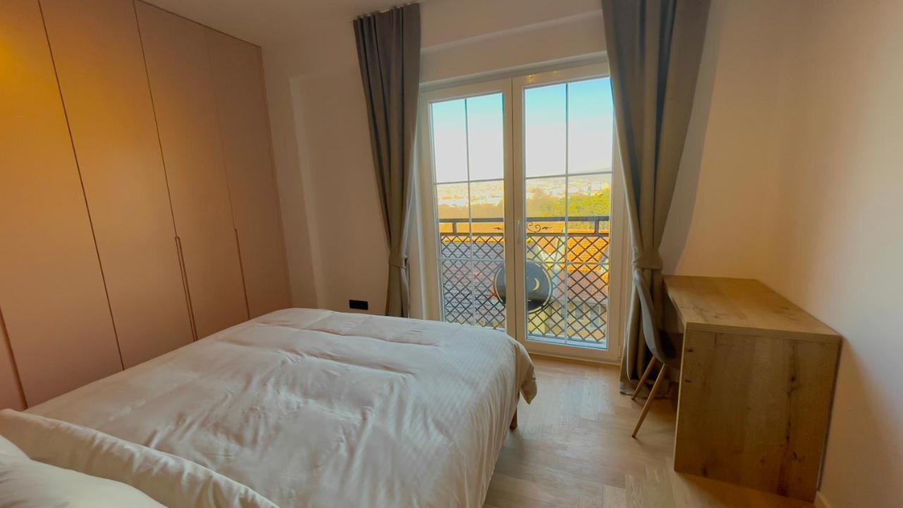 Floral Inn Priština Exteriér fotografie
