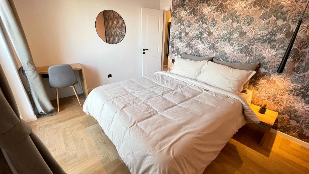 Floral Inn Priština Exteriér fotografie