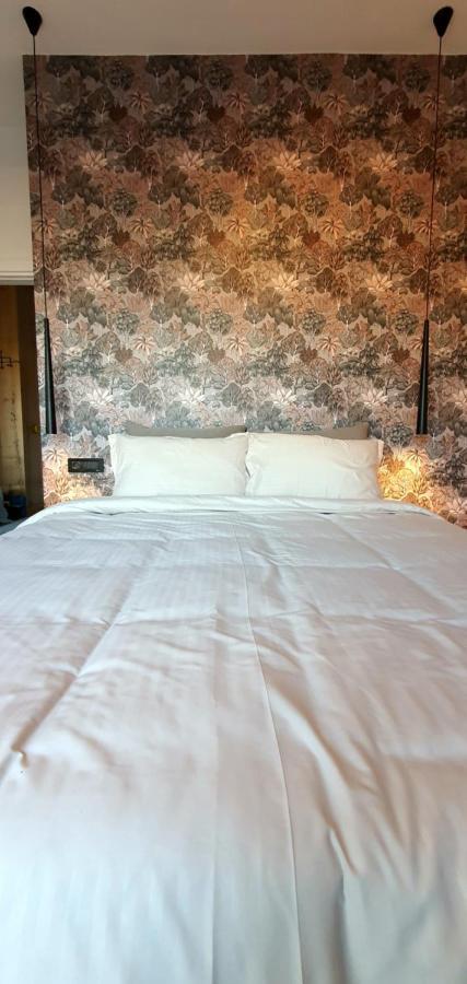 Floral Inn Priština Exteriér fotografie